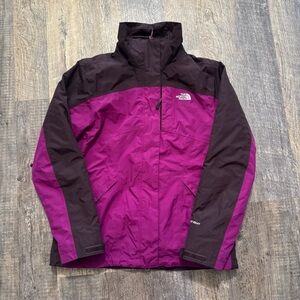 The North Face Women's Magenta Purple 2-in-1 Ski Jacket Hyvent